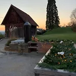 Yellow House - 1 דירה שטייר