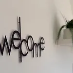 דירה Yellow House - 1