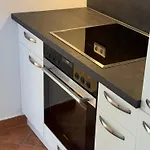 Yellow House - 1 שטייר